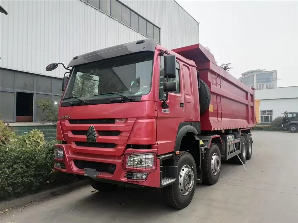 Sinotruk HOWO Left-hand Drive Dump Truck